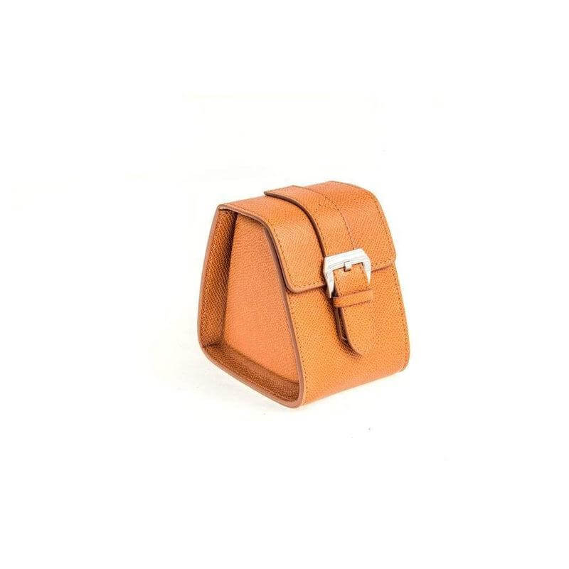 Custodia da viaggio triangolare in pelle Epsom marrone per un orologio — Casati Milano per Milano Straps