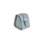 Travel case triangolare in pelle Epsom grigia per un orologio — Casati Milano per Milano Straps
