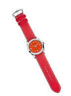 Cinturino single pass rosso in vitello martellato, design a pezzo unico, Made in Italy — Milano Straps